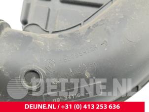 Nissan NV300 Ansaugschlauch Luft O293831 foto 3