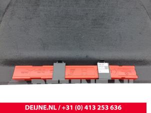 Volvo EX30 Hutablage O293943 foto 3