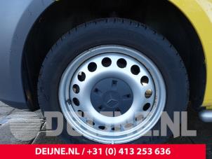 Gebruikte Velg Mercedes eVito (447.6) 41/60/66 kWh Prijs € 108,90 Inclusief btw aangeboden door van Deijne Onderdelen Uden B.V.