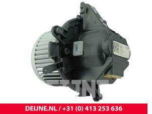 Toyota Pro-Ace Heizung Belüftungsmotor O293952 foto 3