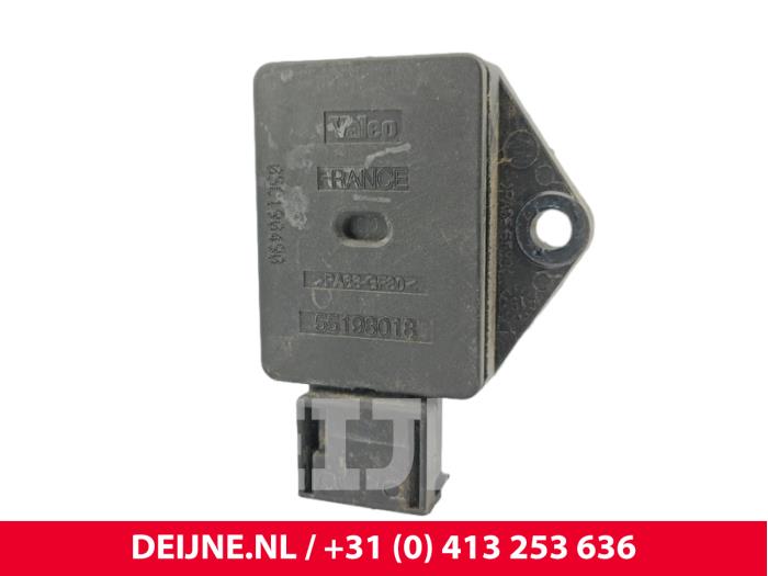 Gebruikte Oliepeil sensor Fiat Ducato (250) 2.3 D 130 Multijet Prijs € 24,20 Inclusief btw aangeboden door van Deijne Onderdelen Uden B.V.
