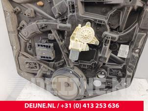 Mercedes Vito Fenstermechanik 2-türig links vorne O293970 foto 3