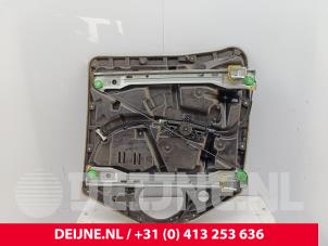 Mercedes Vito Ruitmechaniek 2Deurs rechts-voor O293974 foto 2