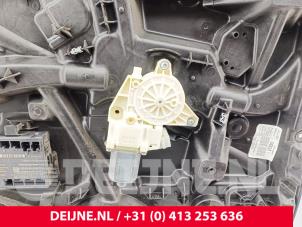 Mercedes Vito Fenstermechanik 2-türig links vorne O293975 foto 3