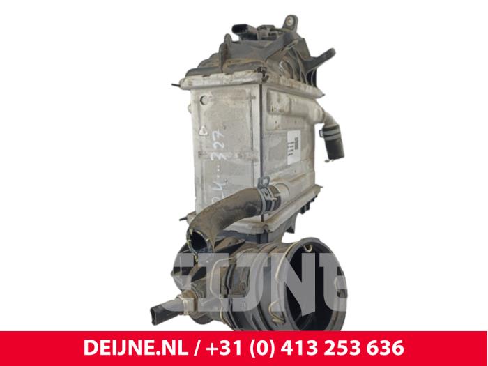 Gebruikte Intercooler Volvo V60 II (ZW) 2.0 B4 16V Mild Hybrid Prijs € 120,00 Margeregeling aangeboden door van Deijne Onderdelen Uden B.V.