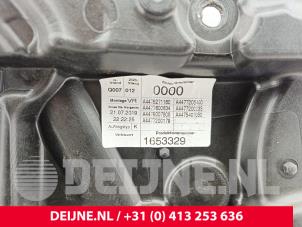 Mercedes Vito Fenstermechanik 2-türig rechts vorne O293978 foto 2