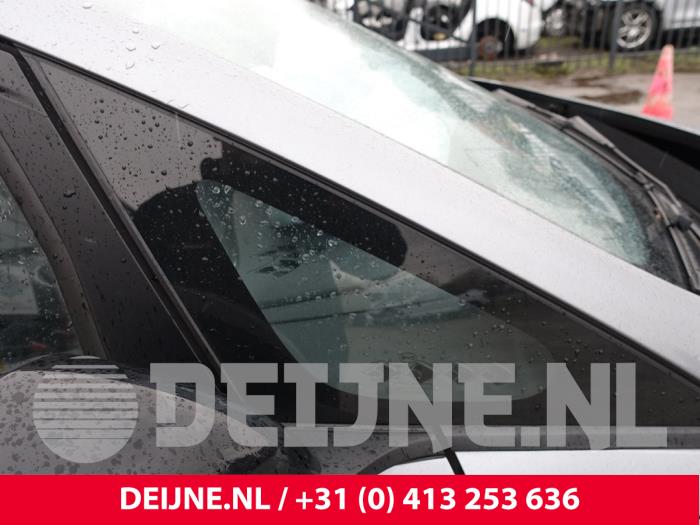 BYD Dolphin Driehoeks Ruit rechts-voor O294032