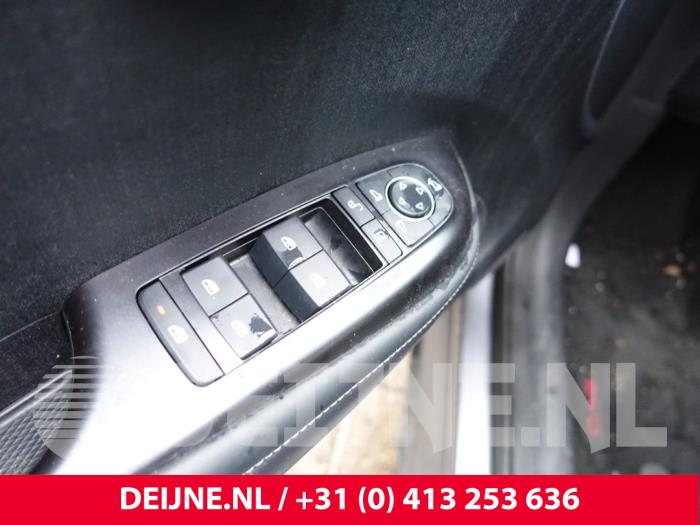 BYD Dolphin Elektrisch Raam Schakelaar O294033