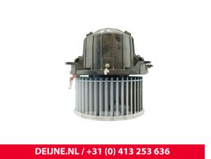 Mercedes Vito Heating and ventilation fan motor O294119 photo 2