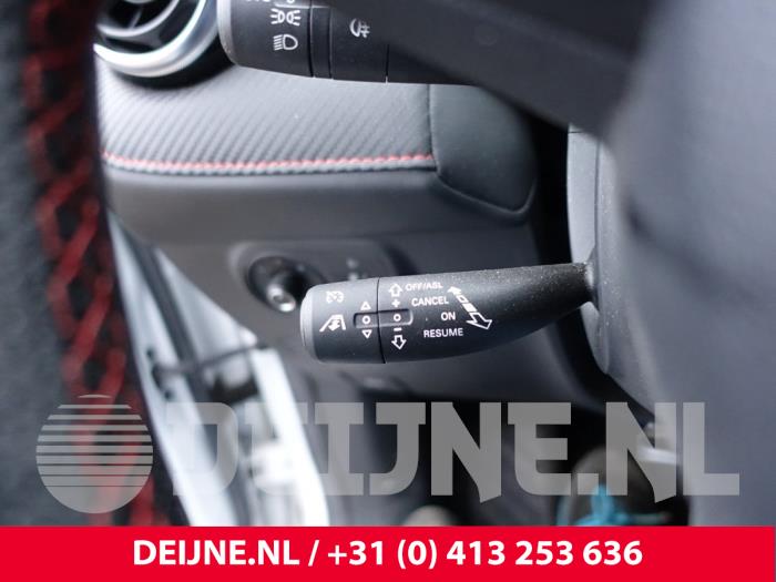 MG ZS Kombischalter Lenksäule O294261