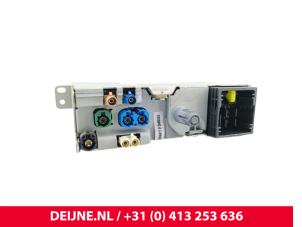 Opel Vivaro Regelunit Multi Media O294304 foto 3
