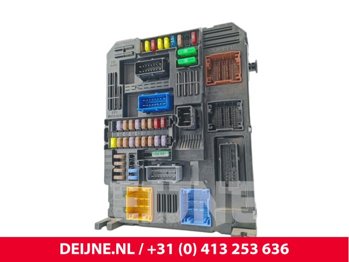 Gebruikte Computer Body Control Opel Combo Cargo 1.5 CDTI 100 Prijs € 96,80 Inclusief btw aangeboden door van Deijne Onderdelen Uden B.V.