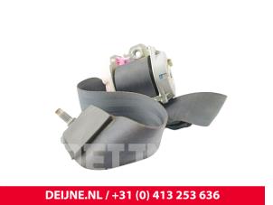 Toyota Pro-Ace Sicherheitsgurt rechts hinten O294421 foto 2