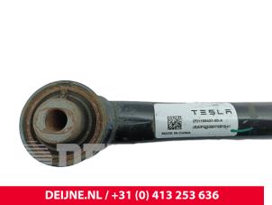 Tesla Model Y Lower wishbone, rear right O294455 photo 3