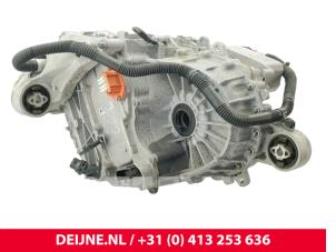 Tesla Model Y Elektromotor Elektro-Auto O294458 foto 2