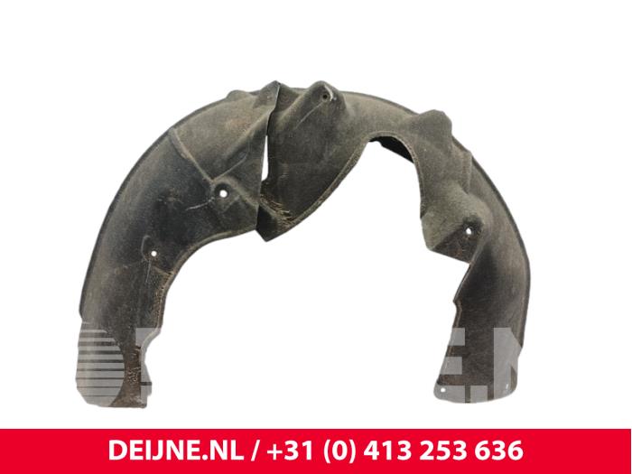 Tesla Model Y Radkasten O294496