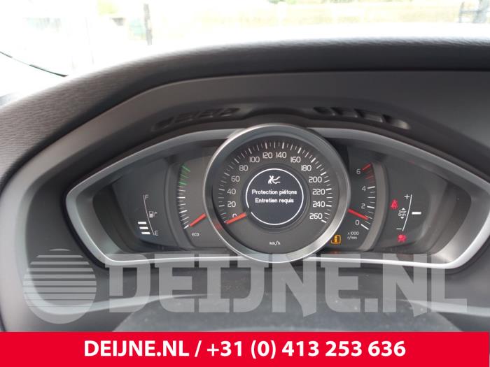 Volvo V40 Tacho - Kombiinstrument KM O294539