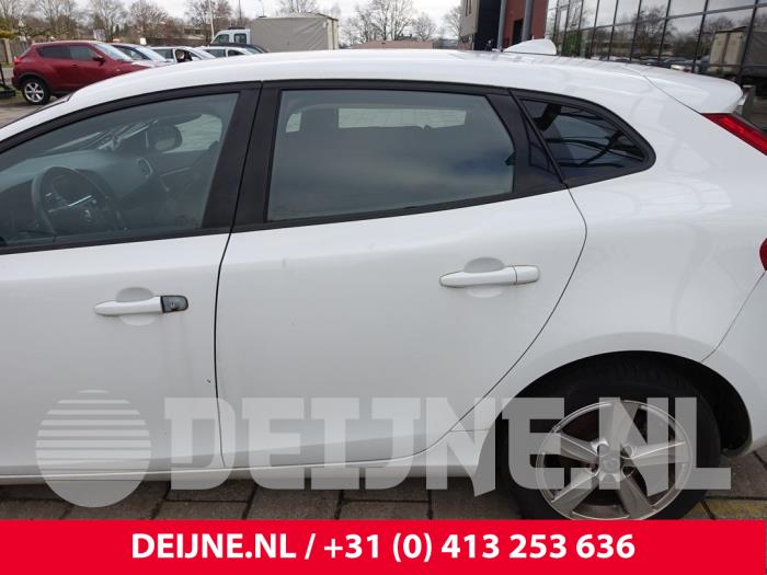 Volvo V40 Tür 4-türig links hinten O294542
