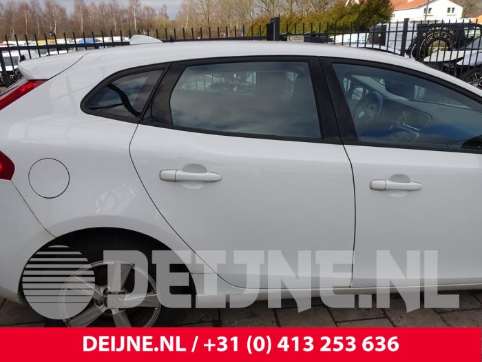 Volvo V40 Tür 4-türig rechts hinten O294544