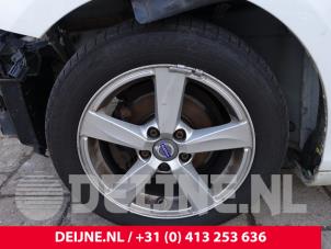 Volvo V40 Velgen set O294560 foto 3
