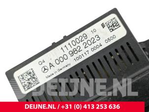 Mercedes Vito Start/Stop Relais O294762 foto 3