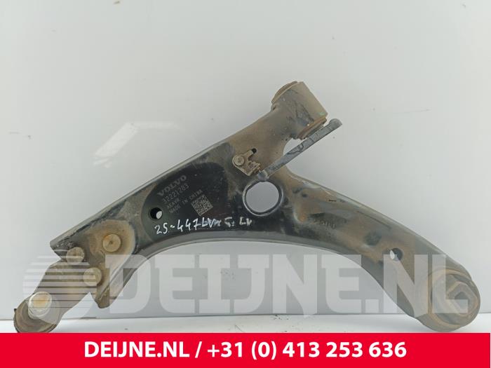 Volvo XC40 Front lower wishbone, left O294789