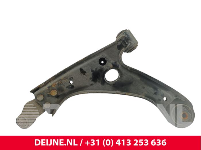 Volvo XC40 Front lower wishbone, right O294791