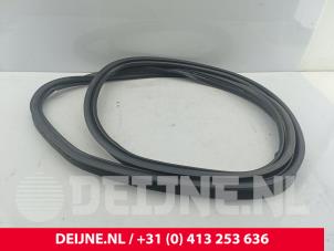 Volvo V70 Zierleiste Heckklappe O294923 foto 2