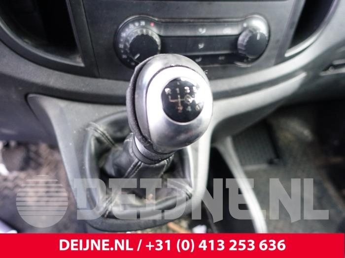 Mercedes Vito Versnellingspook O295008