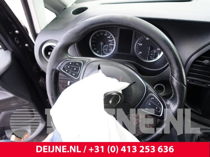 Mercedes Vito Stuurwiel O295004