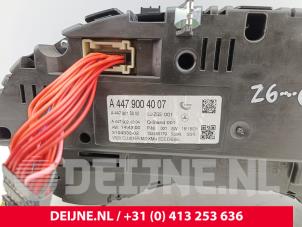 Mercedes Vito Tacho - Kombiinstrument KM O294984 foto 3