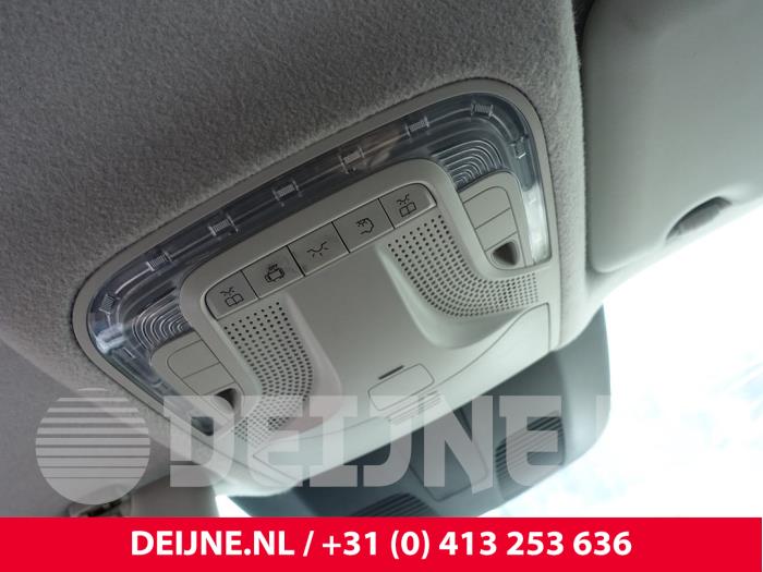 Mercedes Vito Innenbeleuchtung vorne O294965