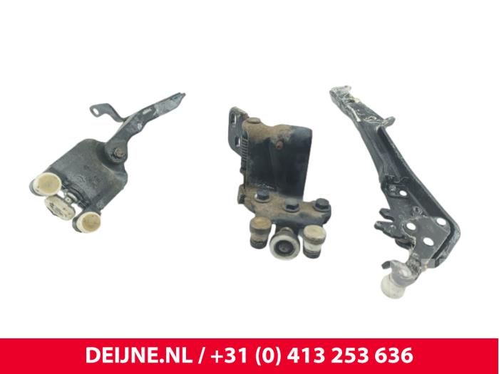 Ford Transit Custom Schiebetürrolle rechts O295148