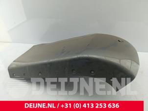 Opel Vivaro Bumperdeel links-achter O295172 foto 2