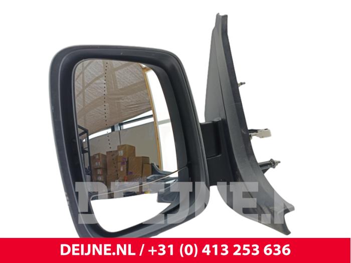 Opel Vivaro Wing mirror, left O295188