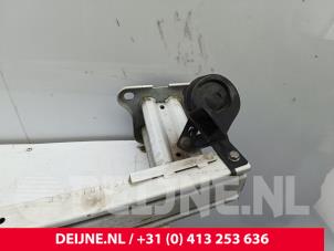 Opel Vivaro Stoßstangenrahmen vorne O295190 foto 2