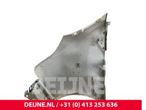 Opel Vivaro Front wing, right O295218 photo 2
