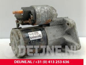 Opel Vivaro Startmotor O295222 foto 2