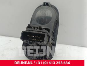 Renault Kangoo Electric window switch O295286 photo 2