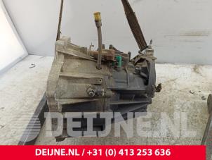 Renault Trafic Versnellingsbak O295346 foto 2