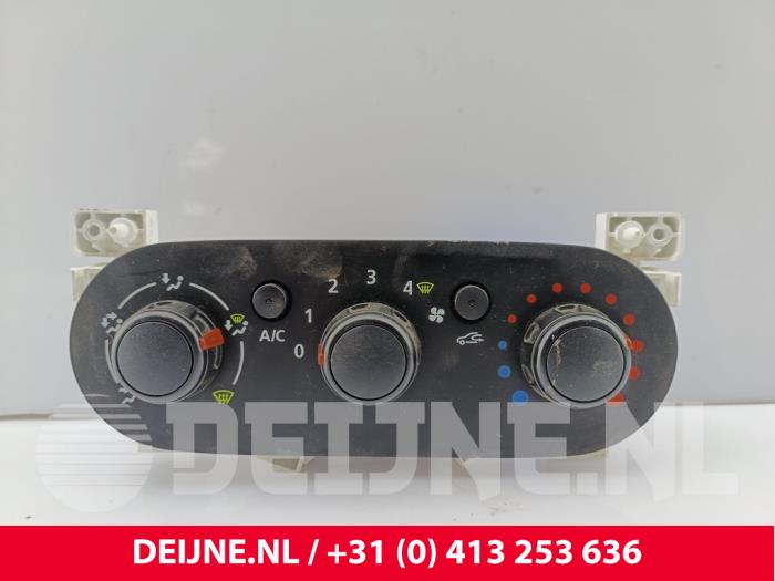 Renault Trafic Kachel Bedieningspaneel O295393
