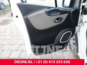 Renault Trafic Tür 2-türig links O295399 foto 2