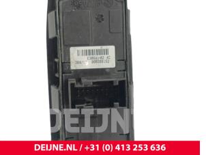 Peugeot Expert Electric window switch O295428 photo 2