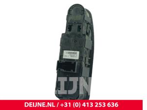 Peugeot Expert Electric window switch O295428 photo 3