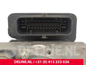 Mercedes Vito ABS Pumpe O295630 foto 3