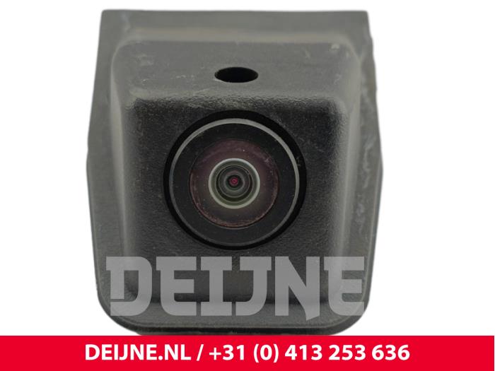 Gebruikte Camera achteruitrijden Mercedes Vito (447.6) 1.7 110 CDI 16V Prijs € 199,65 Inclusief btw aangeboden door van Deijne Onderdelen Uden B.V.