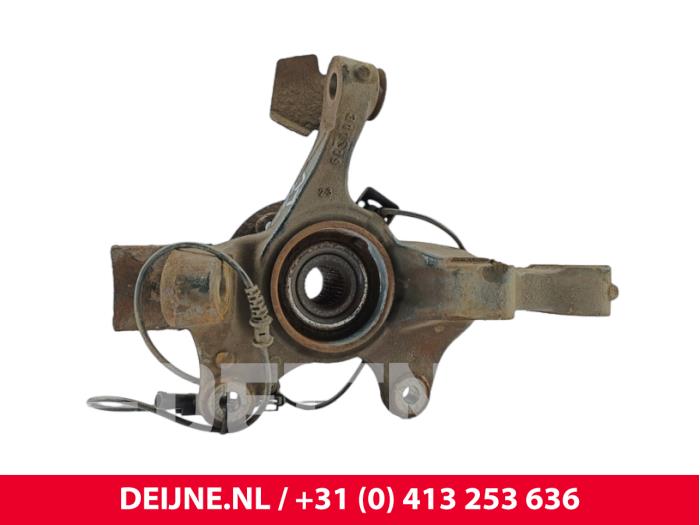 Mercedes Vito Fusee links-voor O295649