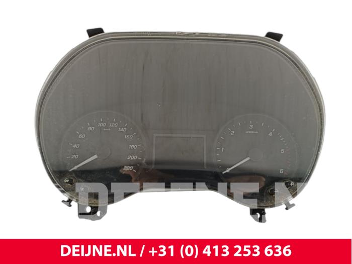 Mercedes Vito Tacho - Kombiinstrument KM O295652