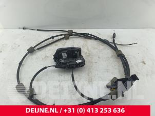 Ford Transit Custom Schiebetür Schließmechanik rechts O295869 foto 3