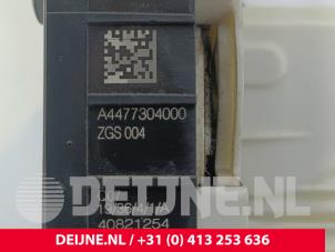 Mercedes eVito Schiebetür Schließmechanik rechts O295986 foto 3